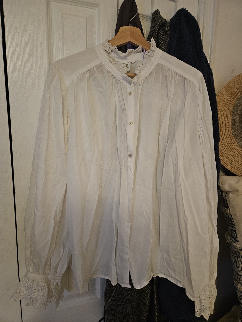 H&M White Eyelet Collar Button-Up Blouse With